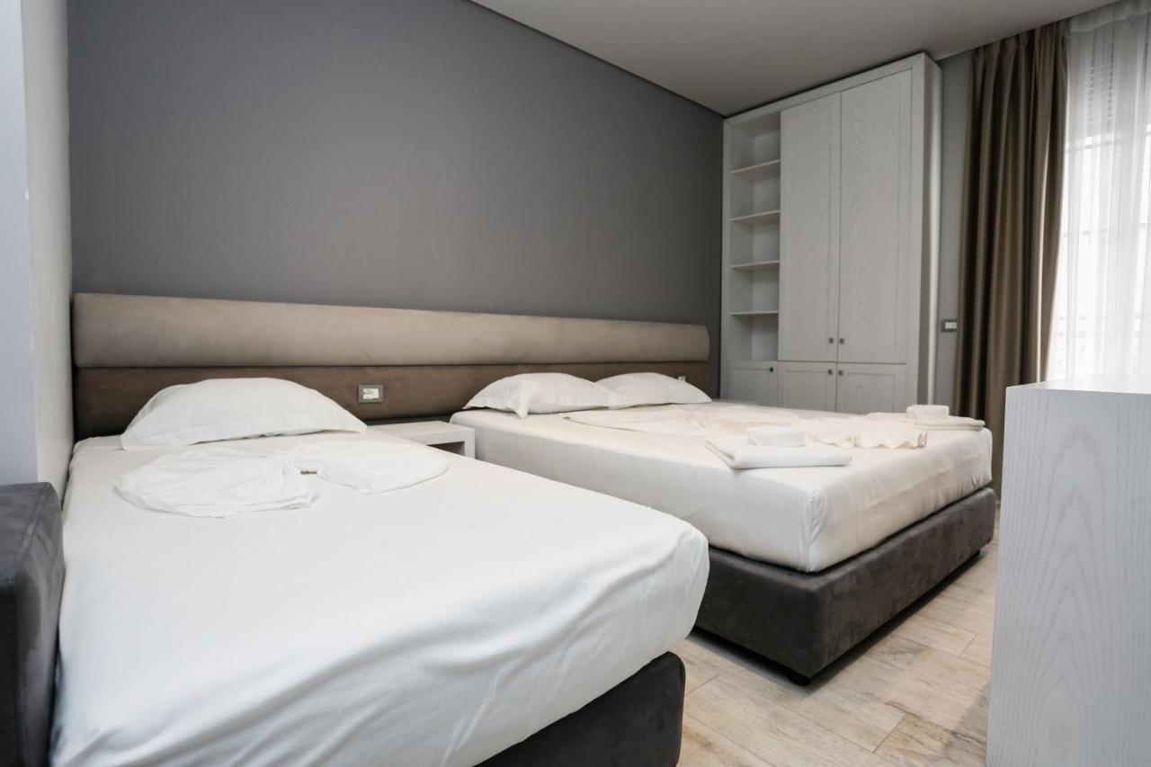 Lubjana Hotel ドゥラス エクステリア 写真