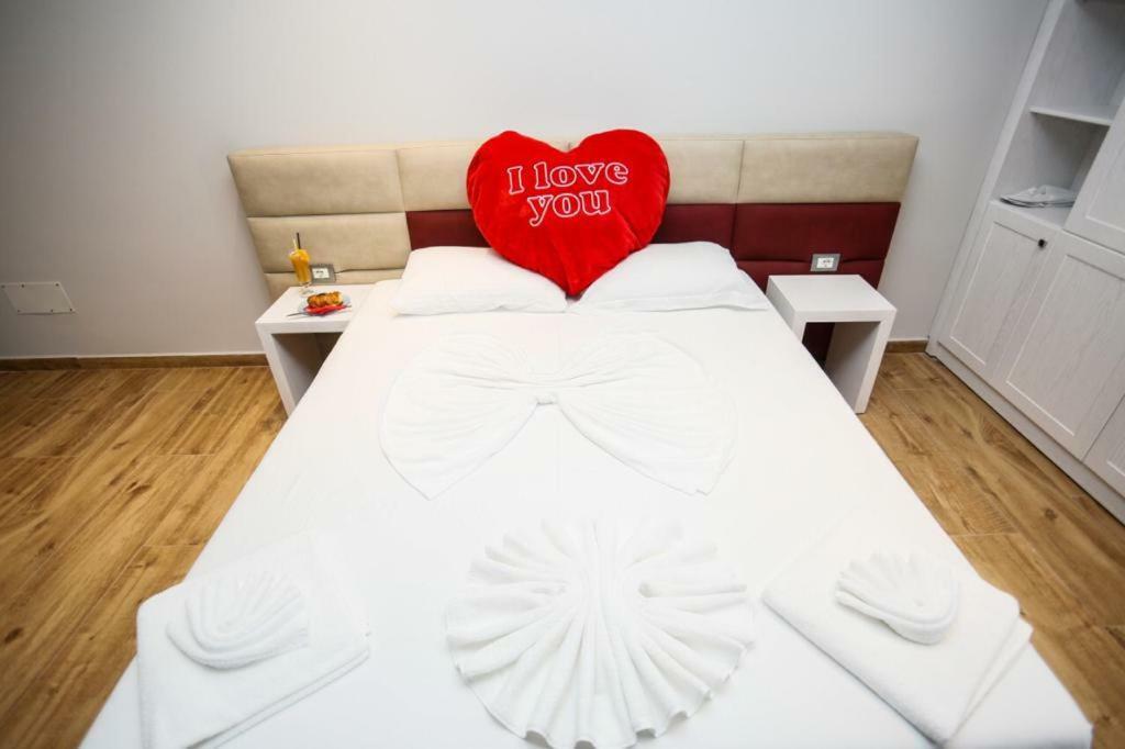 Lubjana Hotel ドゥラス エクステリア 写真