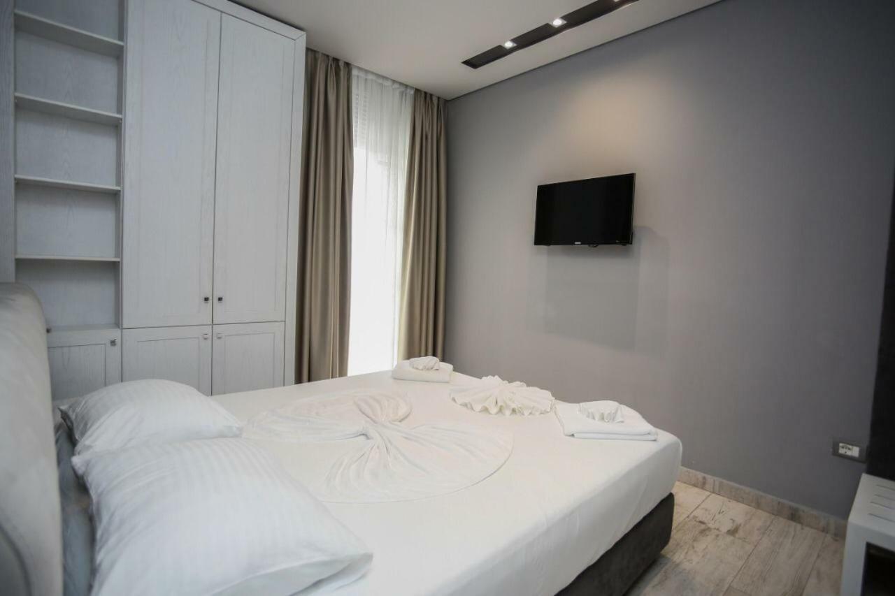Lubjana Hotel ドゥラス エクステリア 写真